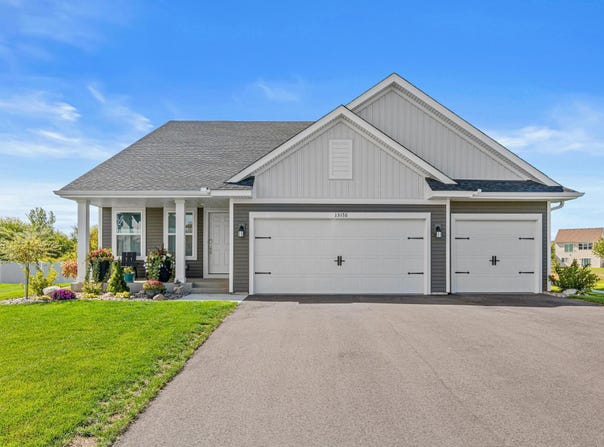 15176 Nutria Street NW, Ramsey, MN 55303