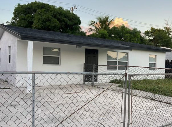 2831 NW 5TH Street, Pompano Beach, FL 33069
