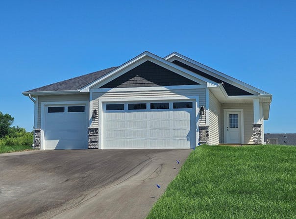 1140 Summit Cove, Dassel, MN 55325