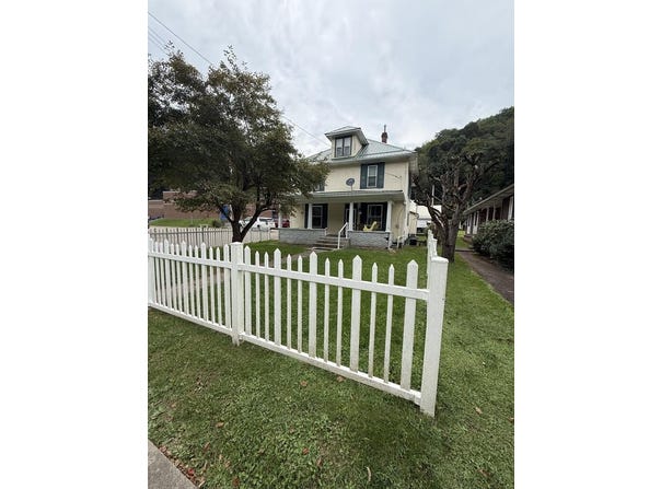 3454 Hornet Highway, Hundred, WV 26575