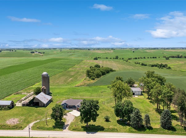 1938 350th Avenue, Brooklyn, IA 52211
