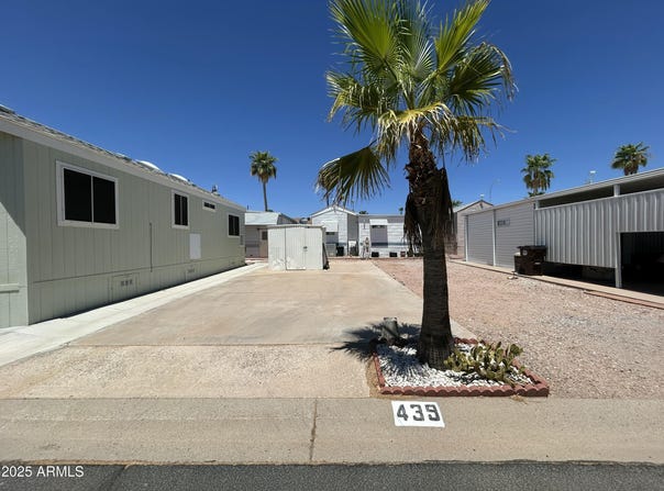 439 IRONSTONE Drive, Apache Junction, AZ 85119