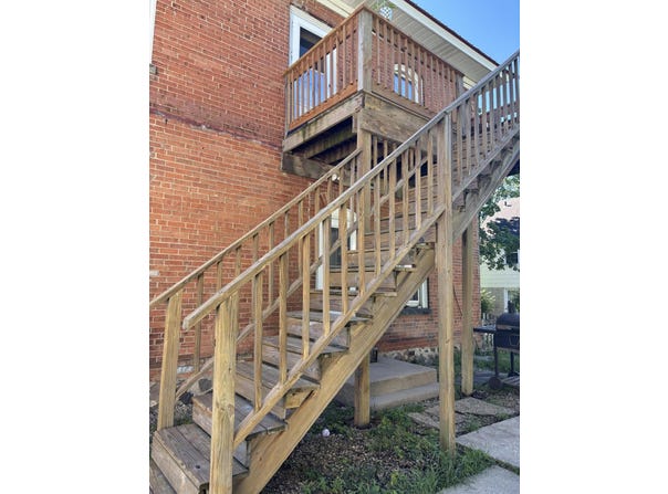120 S Washington St, Elkhorn, WI 53121
