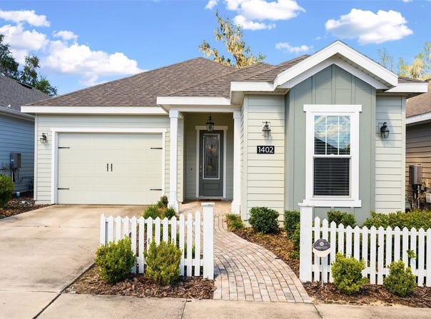 1402 NW 132ND Boulevard, NEWBERRY, FL 32669