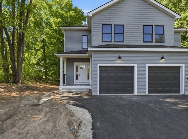 24 Nashua Rd, Pepperell, MA 01463