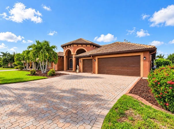 7007 74TH STREET Circle E, BRADENTON, FL 34203