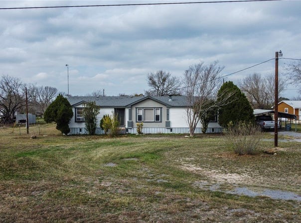5526 FM 20, Seguin, TX 78155