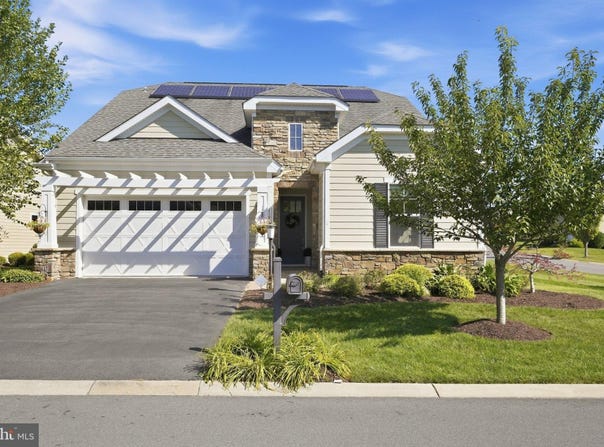 118 HARVESTER Drive, LAKE FREDERICK, VA 22630