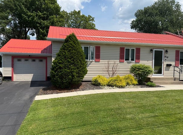 40 State Street, Malone, NY 12953