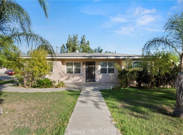308 S Campus Avenue, Upland, CA 91786