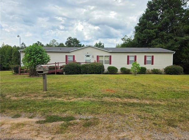 226 MOCKINGBIRD Drive, CAMP HILL, AL 36850
