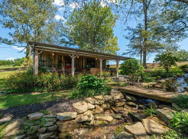 2437 State Route 1379, Central City, KY 42330