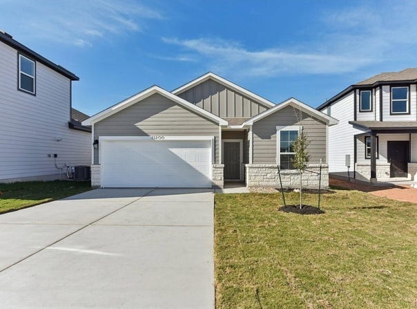 13200 Silver Blazer Dr, Buda, TX 78610