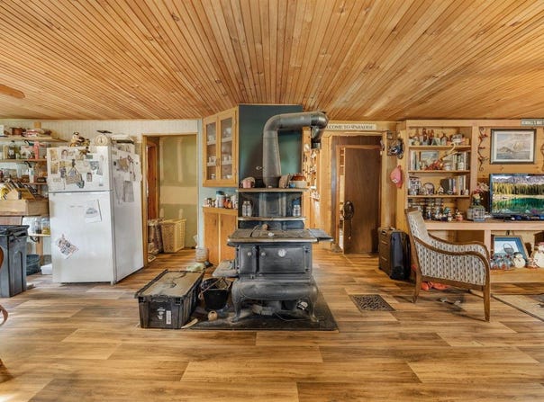 583 North Dexter Road, Dexter, ME 04930