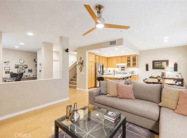 25441 Eagle Lane, Valencia, CA 91381