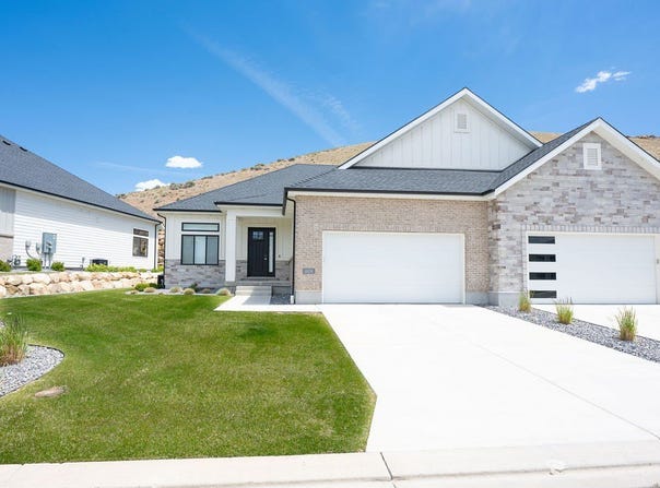 4434 N LA RINGHIERRA Dr E, Lehi, UT 84048