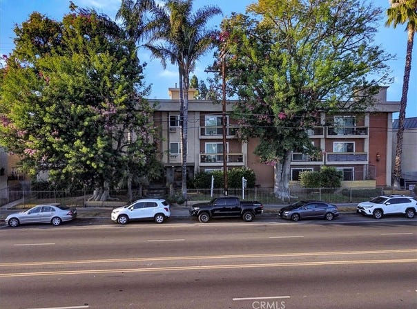 20327 Saticoy, Winnetka, CA 91306