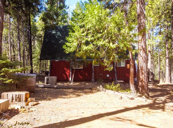 2079 John Gerney Drive, Springville, CA 93265