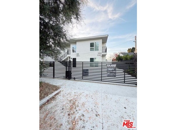 5191 Lindley Ave, Tarzana, CA 91356