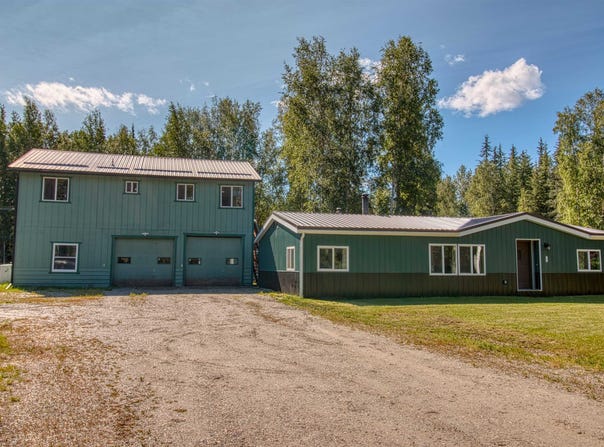 2637 BOULDER AVENUE, North Pole, AK 99705