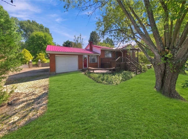 322 Mark Rd, Sewickley Twp, PA 15637