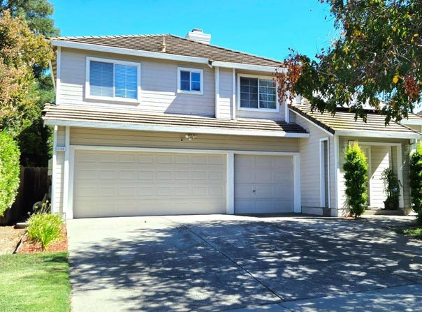 Candlewood DR, TRACY, CA 95376