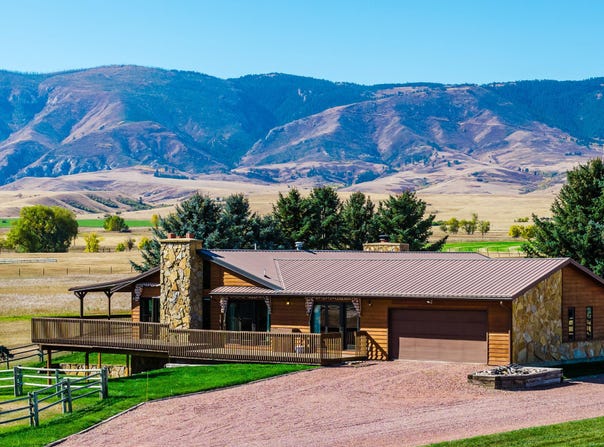 616 Hwy 335, Sheridan, WY 82801