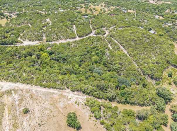 Live Oak Pl, Pipe Creek, TX 78063