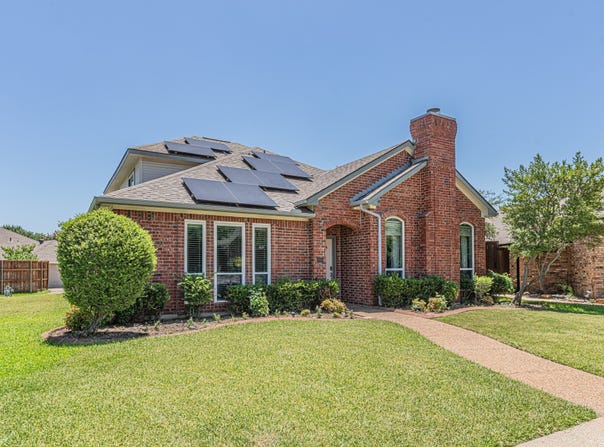300 Sundance Circle, Irving, TX 75063