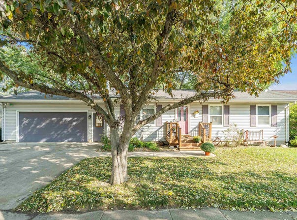 1119 Kaplan Drive, Waterloo, IA 50702
