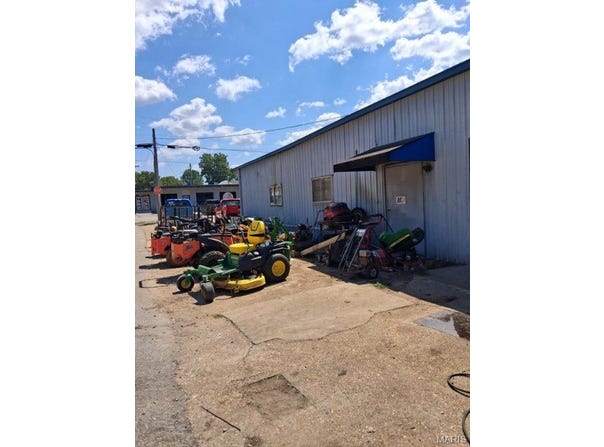 209 N Lafayette, Doniphan, MO 63935