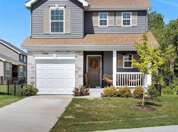 915 Walnut Point Drive, Imperial, MO 63052