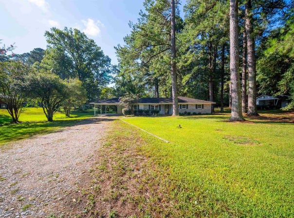 113 Strother Road, Camden, AR 71701