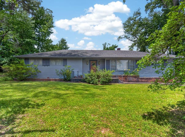 120 Pineview Drive, Albany, KY 42602