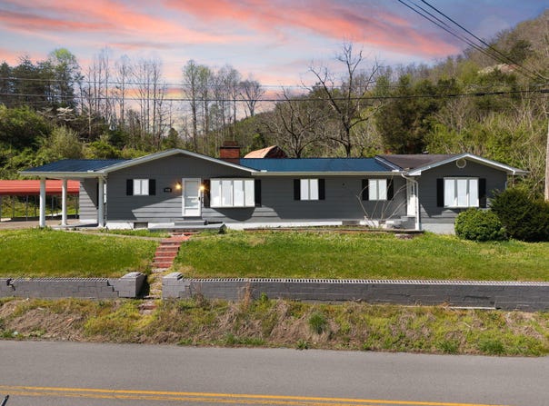 5935 Ky Rt 2030, Harold, KY 41635