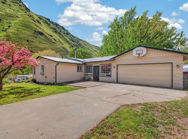 100 Park, Riggins, ID 83549