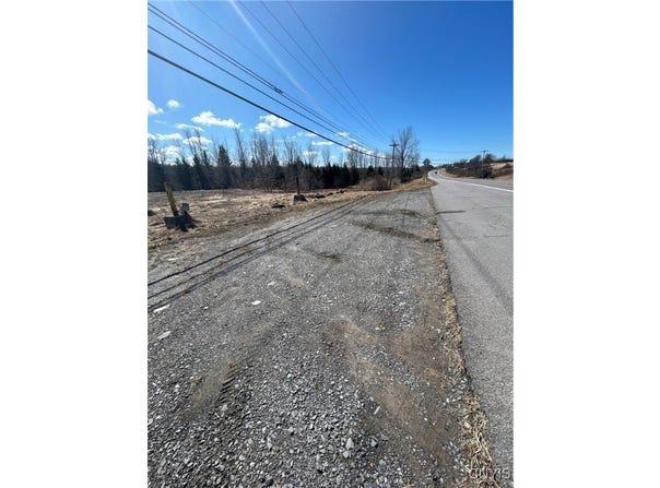 Us-11, Calcium, NY 13616