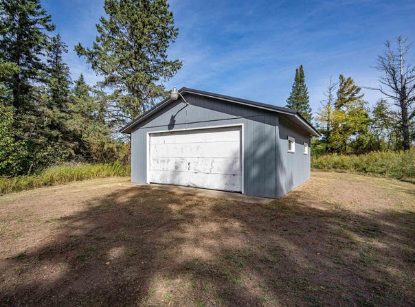 3363 County Rd 6, Barnum, MN 55707