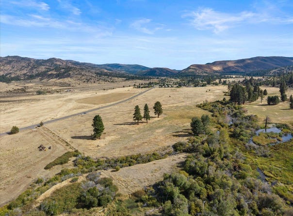 Smithneck Road, Loyalton, CA 96118
