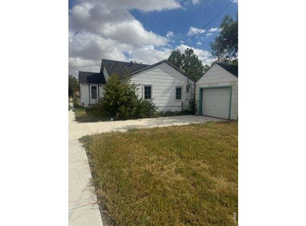 381 Bent Ave, Akron, CO 80720