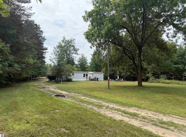 23567 Faylor, Copemish, MI 49625