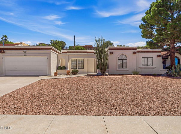 616 ALTO PENASCO Place, El Paso, TX 79912