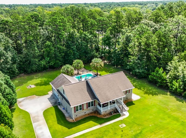 151 Poplar Creek Drive, Elloree, SC 29047