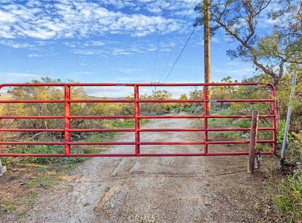 32805 Red Mountain, Hemet, CA 92544