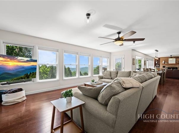784 Alpine Drive, Seven Devils, NC 28604