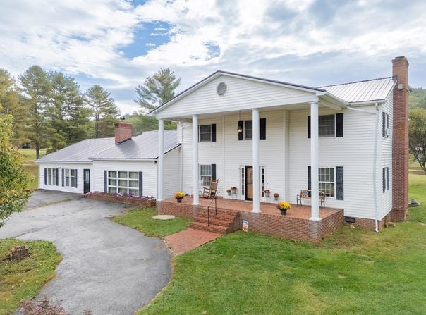 350 Valley View Ln., Bland, VA 24315