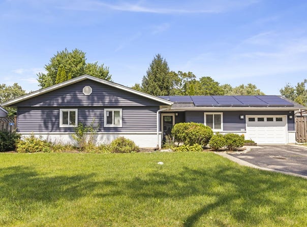 724 E Baldwin Road, Palatine, IL 60074