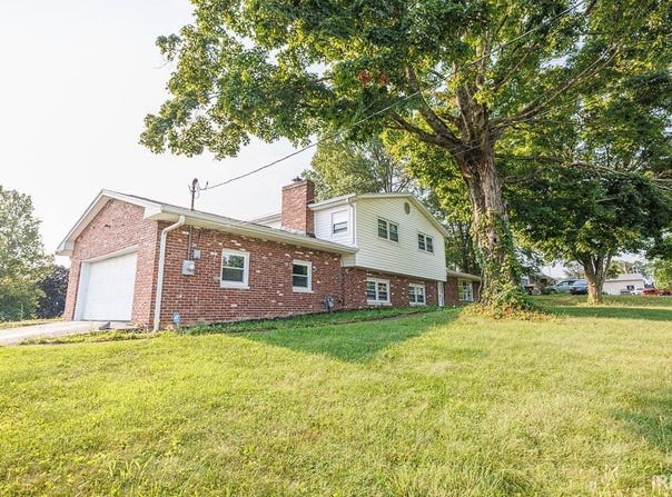 3915 S Kennedy Drive, Bloomington, IN 47401