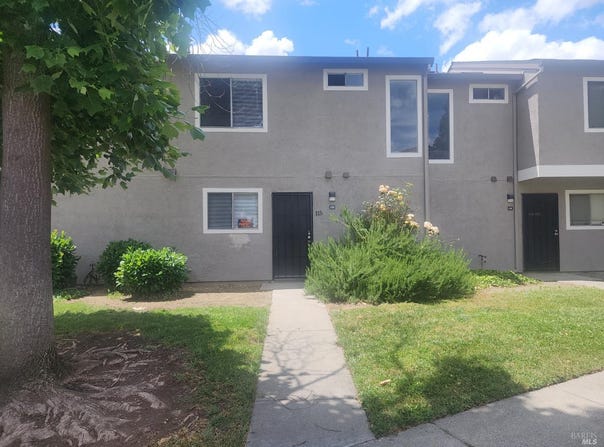 1910 Grande Circle, Fairfield, CA 94533