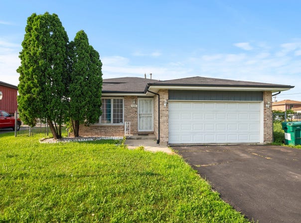 928 E 153rd Street, Phoenix, IL 60426